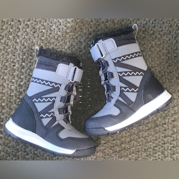 NIB Merrell Boy’s Snow Crush Cold Weather Boots, Pull Loops; Size 4 Toddler - Picture 4 of 7